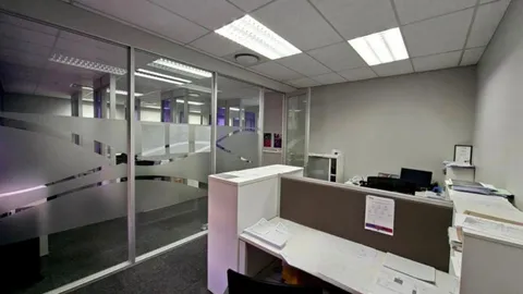 WhatsApp Image 2025-12-15 at 09.49.14 (2).